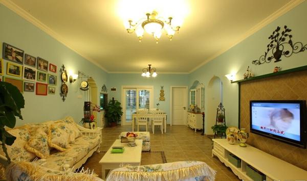 混搭 田園 三居 二居 客廳圖片來(lái)自(zì)北京大(dà)成日(rì)盛裝飾設計(jì)在蓮花池三居