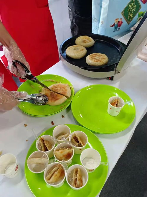 從(cóng)趨勢到優勢, 方便食品正向營養 健康 科(kē)技 新食代 邁進 第二十一屆中國(guó)方便食品大(dà)會召開